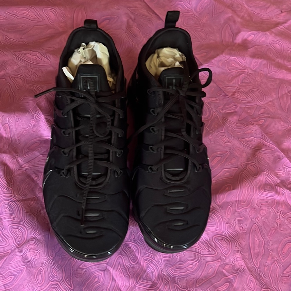 Men’s Nike Vapormax Plus size 10